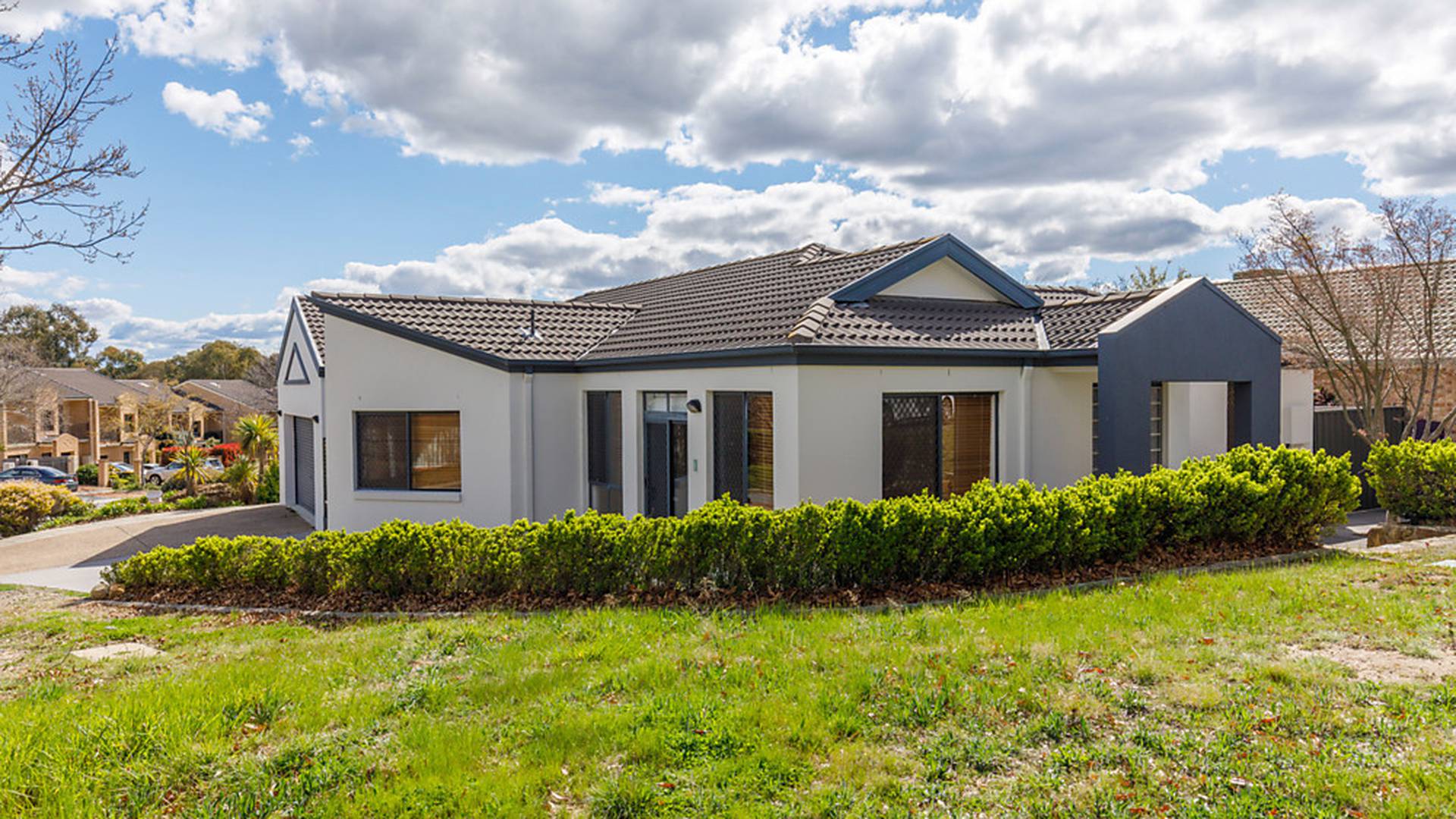 1 Dee Street Amaroo Act 2914 Is For Rent On Zango Zango