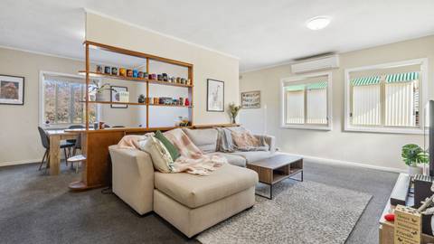 1 Koonee Avenue COOMA, NSW 2630