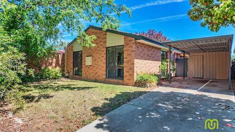 11 Ern Florence Crescent THEODORE, ACT 2905