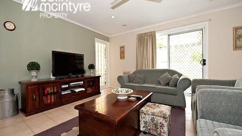 11 Henry Melville Crescent GILMORE, ACT 2905