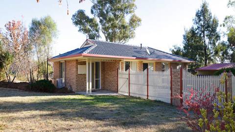 24 Wilson Crescent BANKS, ACT 2906