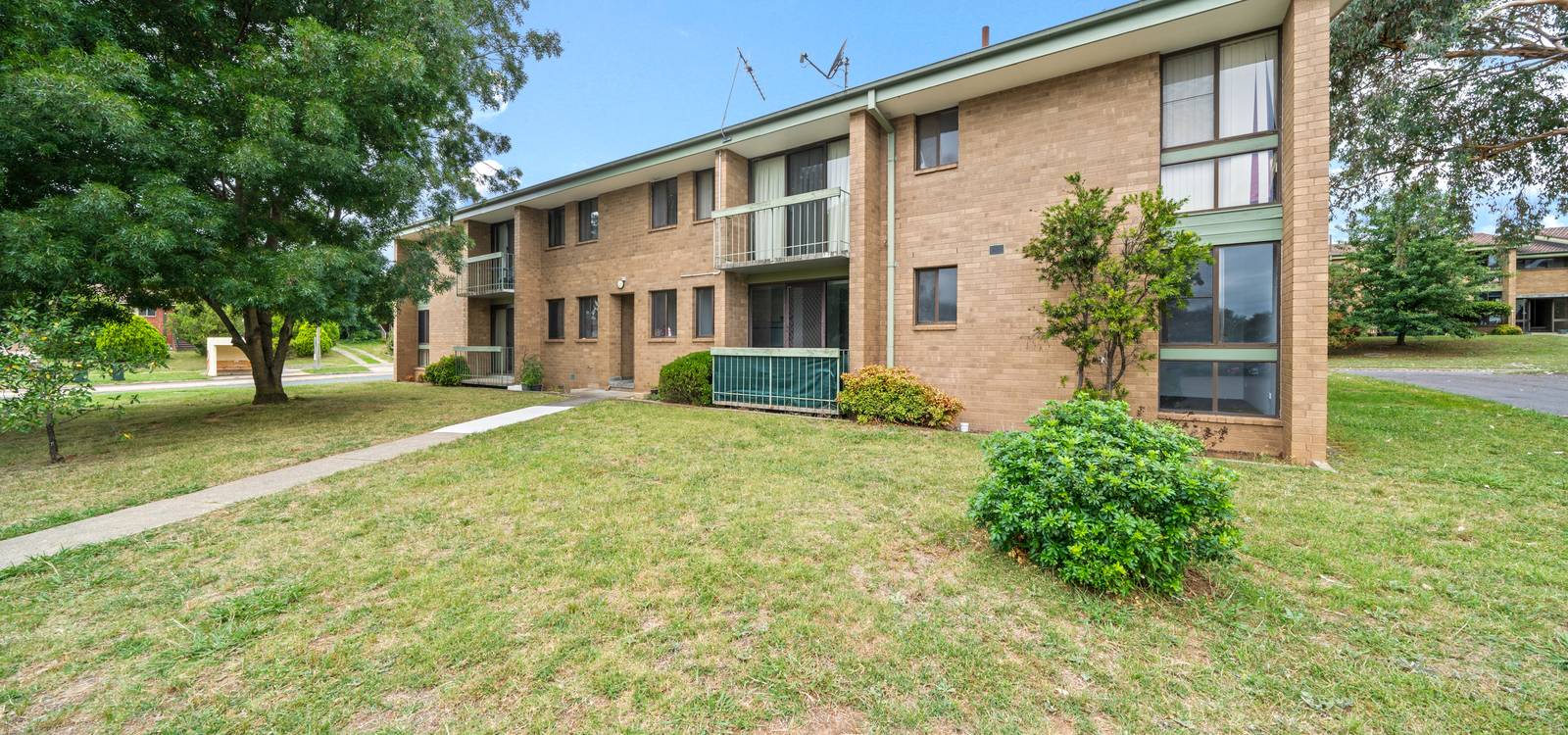 3/2a Keith Street SCULLIN, ACT 2614 is for Rent on Zango Zango