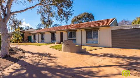 32 Mofflin Street CHISHOLM, ACT 2905