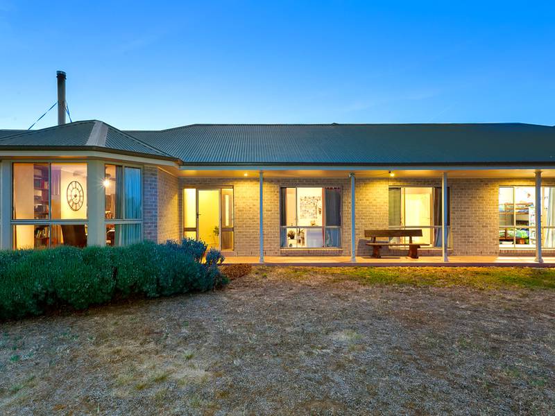 4 Barley Place Murrumbateman Nsw 2582 Is For Sale On Zango Zango