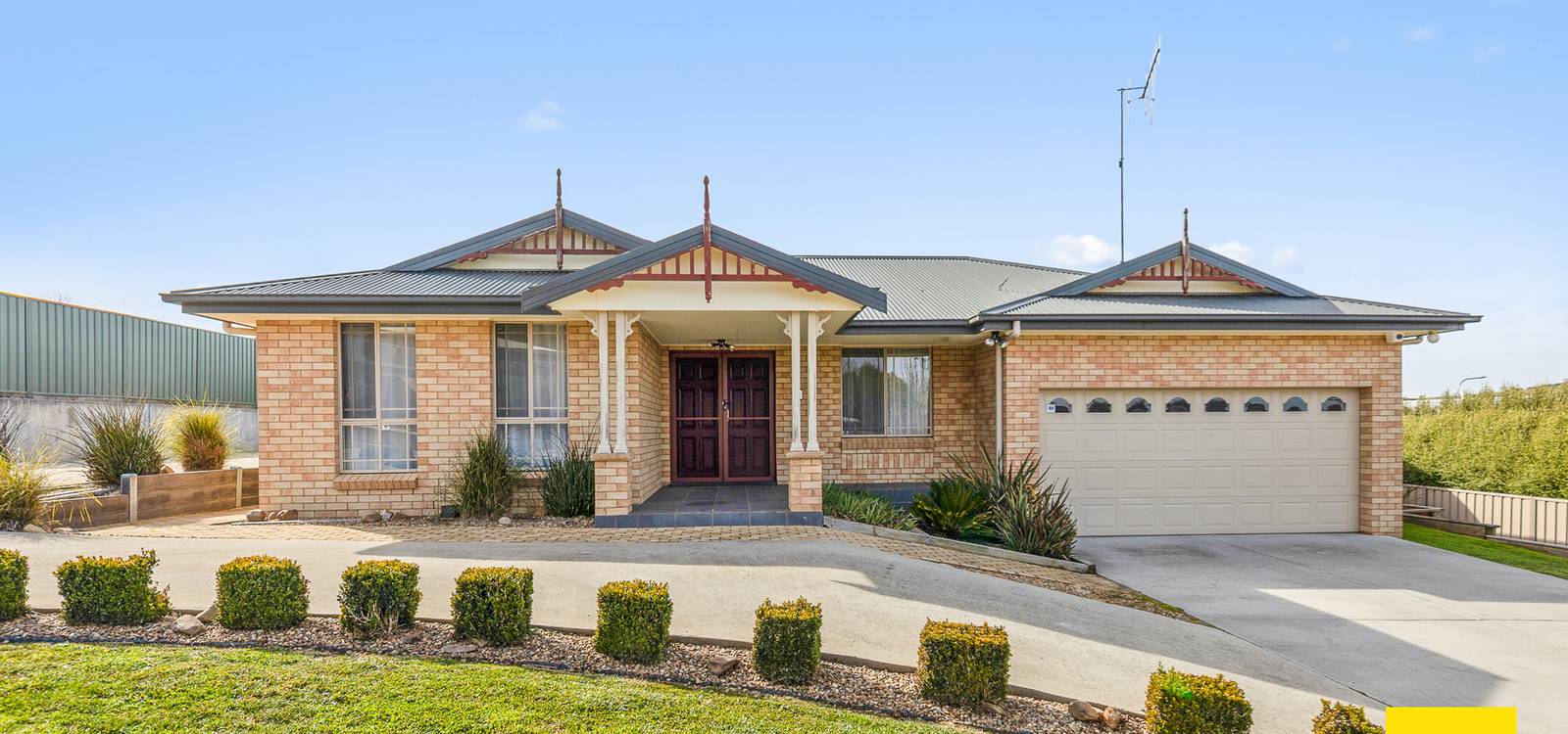 4 Mcfadzen Place BUNGENDORE, NSW 2621 is for Sale on Zango | Zango