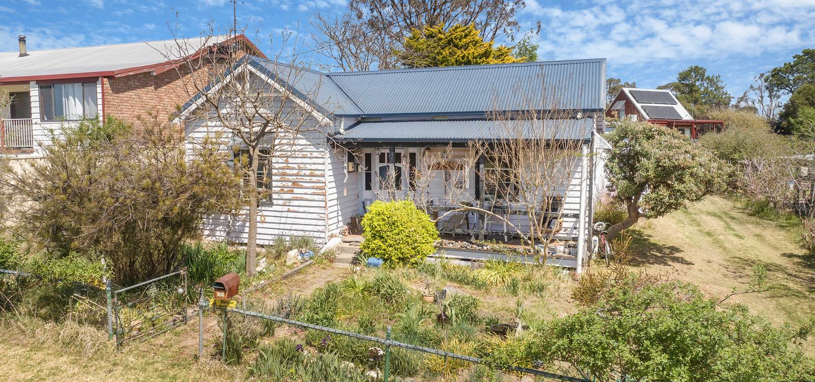 44 Park Street URALLA, NSW 2358 is for Sale on Zango Zango