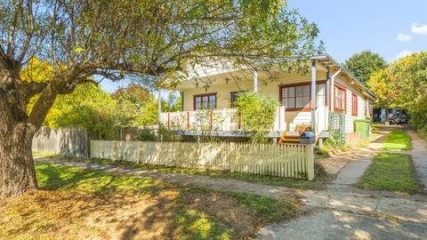 5 Wood Avenue QUEANBEYAN, NSW 2620