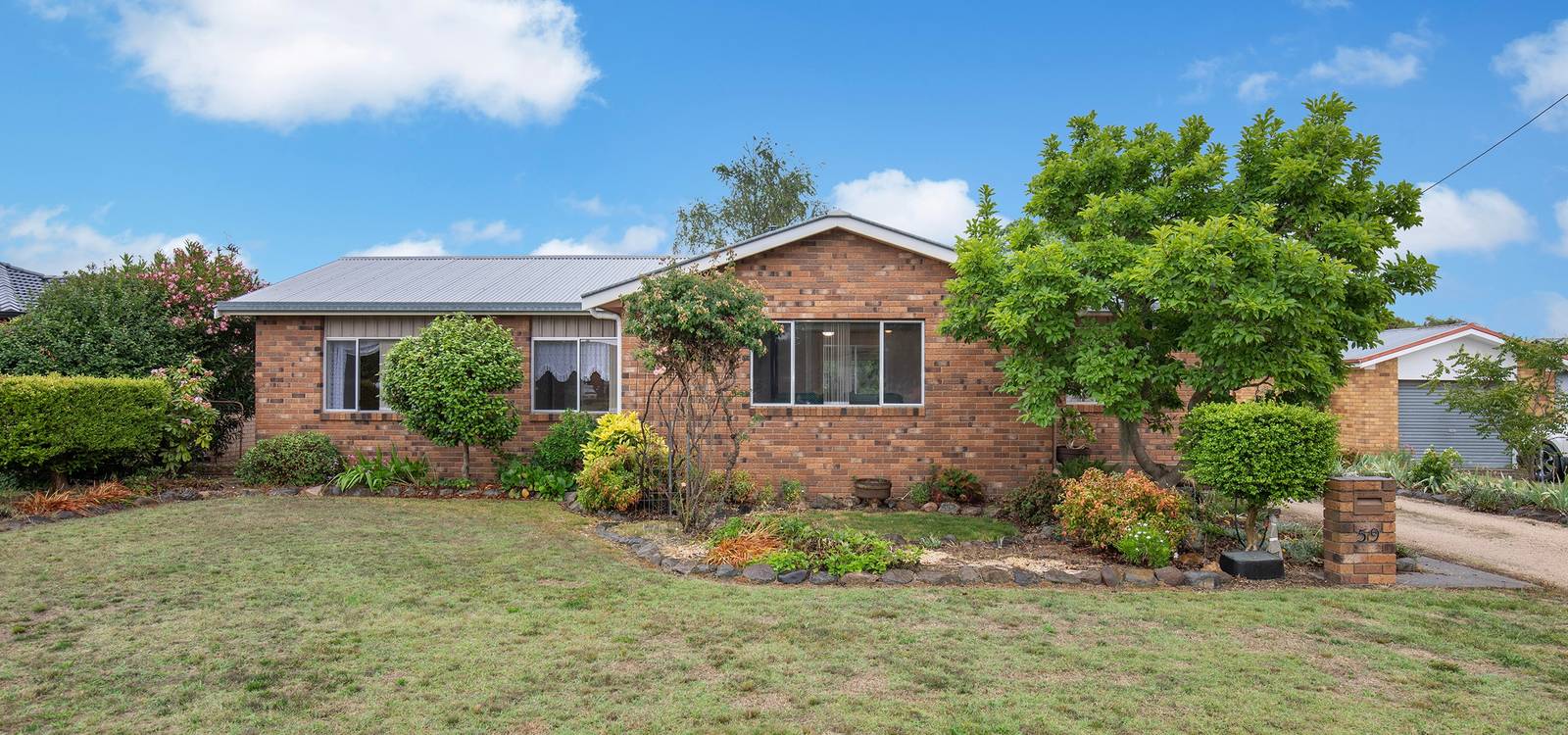 59 Queen Street URALLA, NSW 2358 is for Sale on Zango Zango