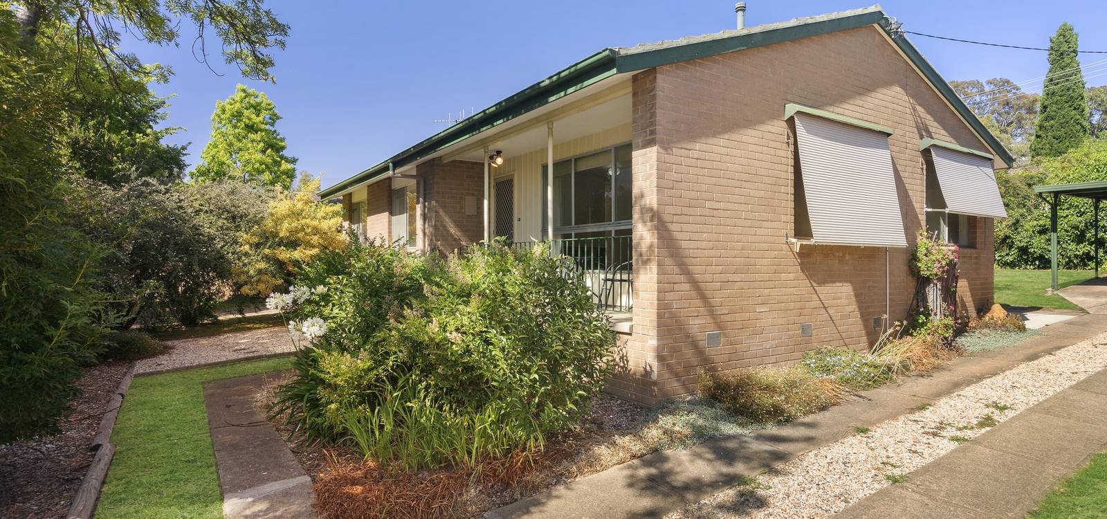 69 Bennelong Crescent MACQUARIE, ACT 2614 is for Sale on Zango Zango
