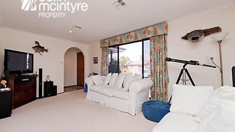 7 Rose Scott Circuit CHISHOLM, ACT 2905
