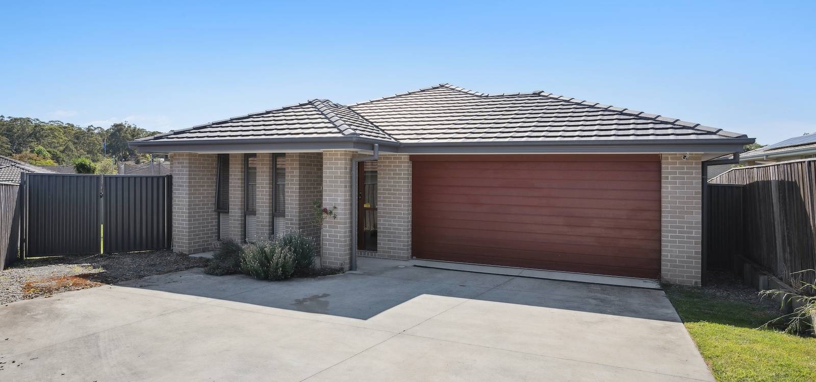 8 Leaders Way WAUCHOPE, NSW 2446 is for Sale on Zango Zango