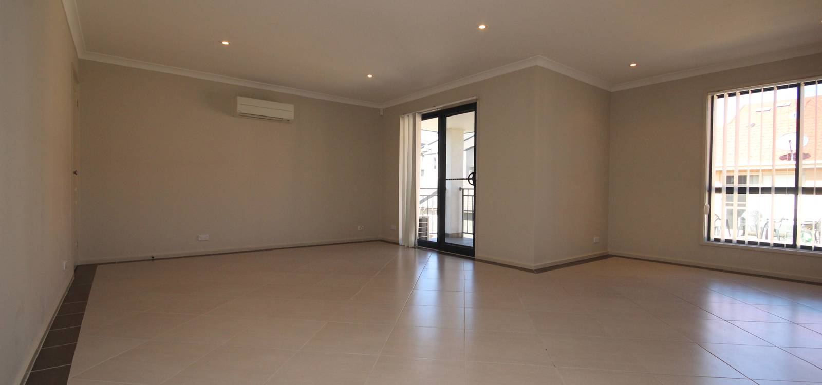 9 Huyer Street GUNGAHLIN, ACT 2912 is for Rent on Zango Zango